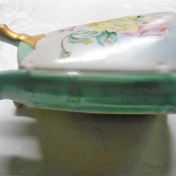 Elite Limoges Vase Martial & Redon Decorated with Roses & Saliing Scene - Picture 6 of 8